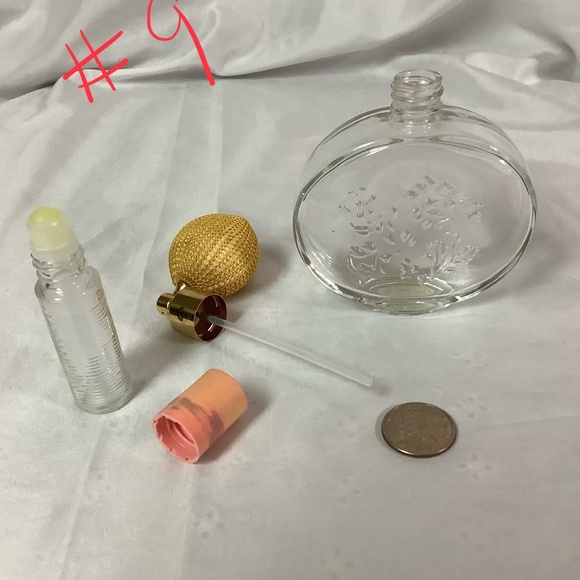 Vintage refillable perfume bottles (#A9) - Picture 2 of 3